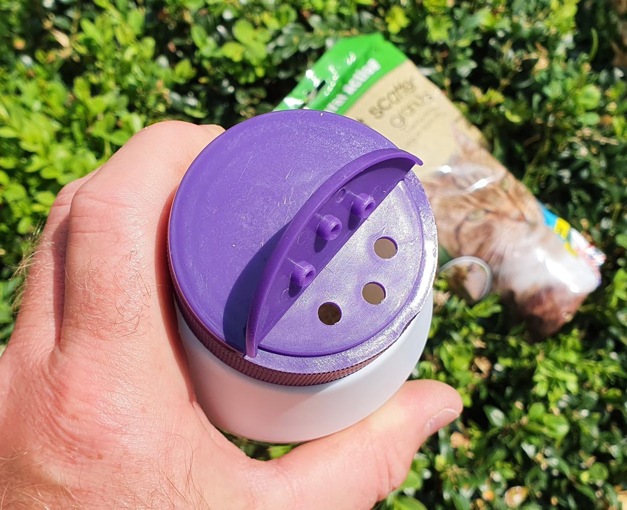 Cat and Dog Repellent Granules Green Gardener