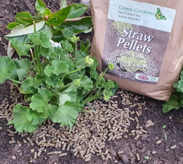 Slug and Snail Straw Pellets with Neem 5L