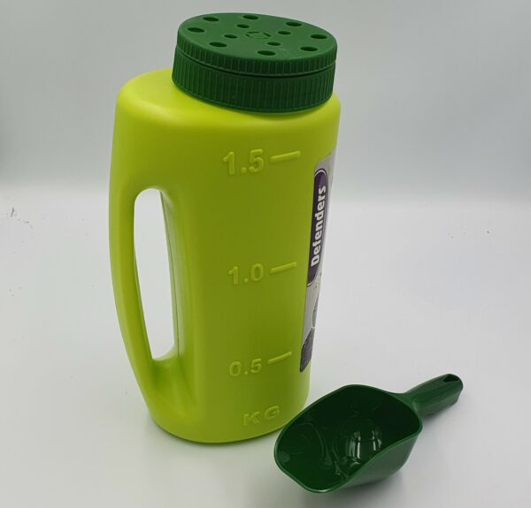 Shaker Tube with Scoop