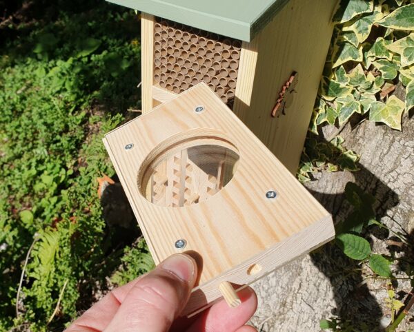 Solitary Bee Factory
