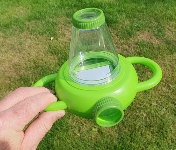 Magnifying Insect Viewer
